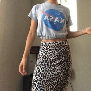 REWORKED VINTAGE NASA TOP.l